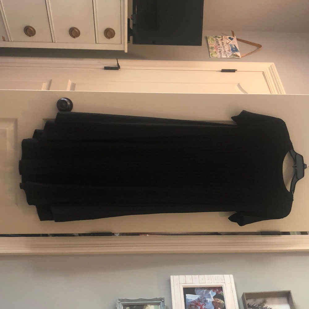 long Black dress